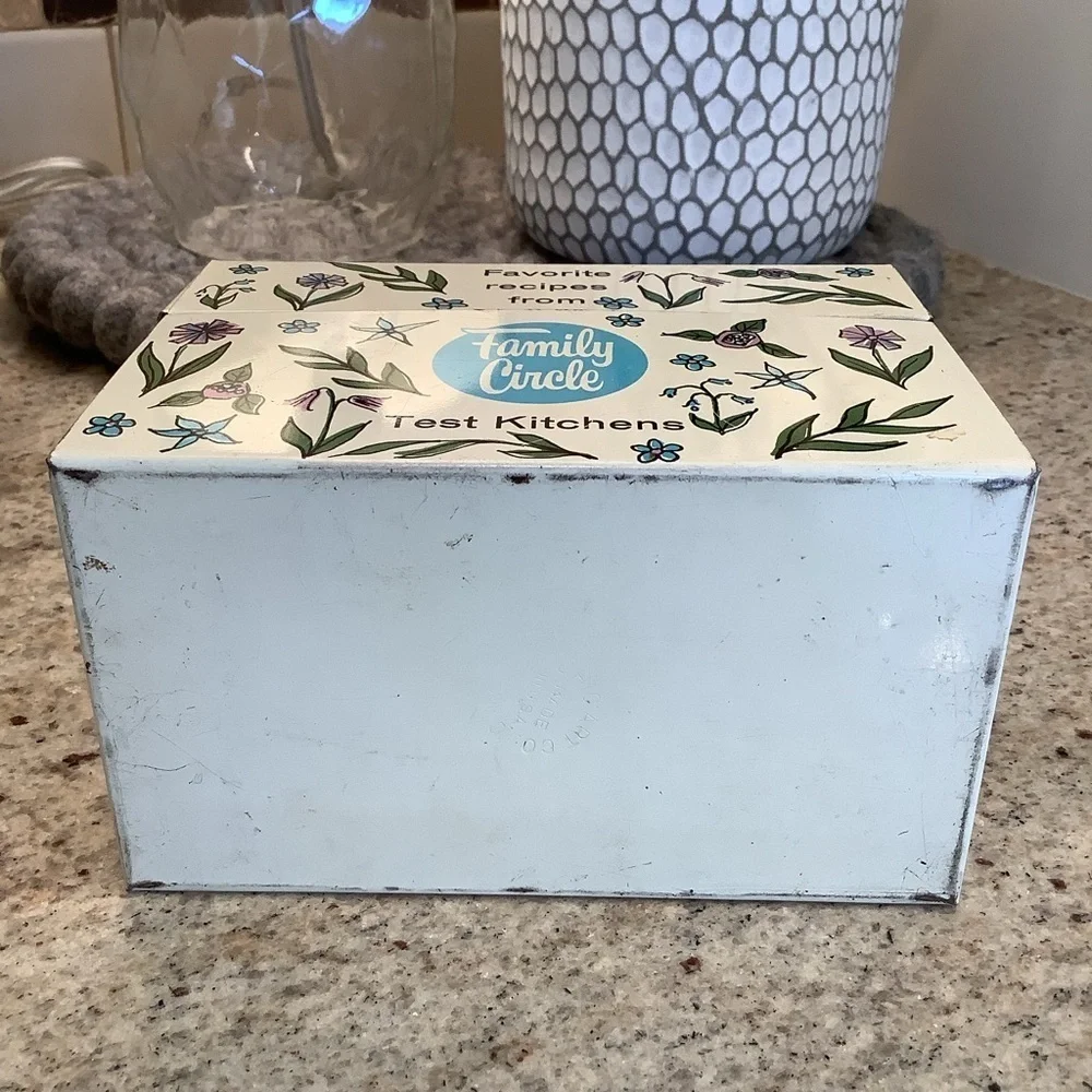 Vintage organize your